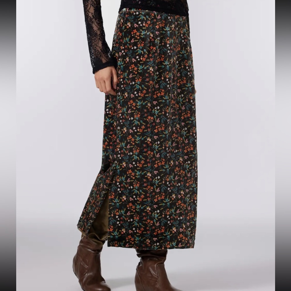 Velvet high waist floral zipper back slit maxi skirt size XS